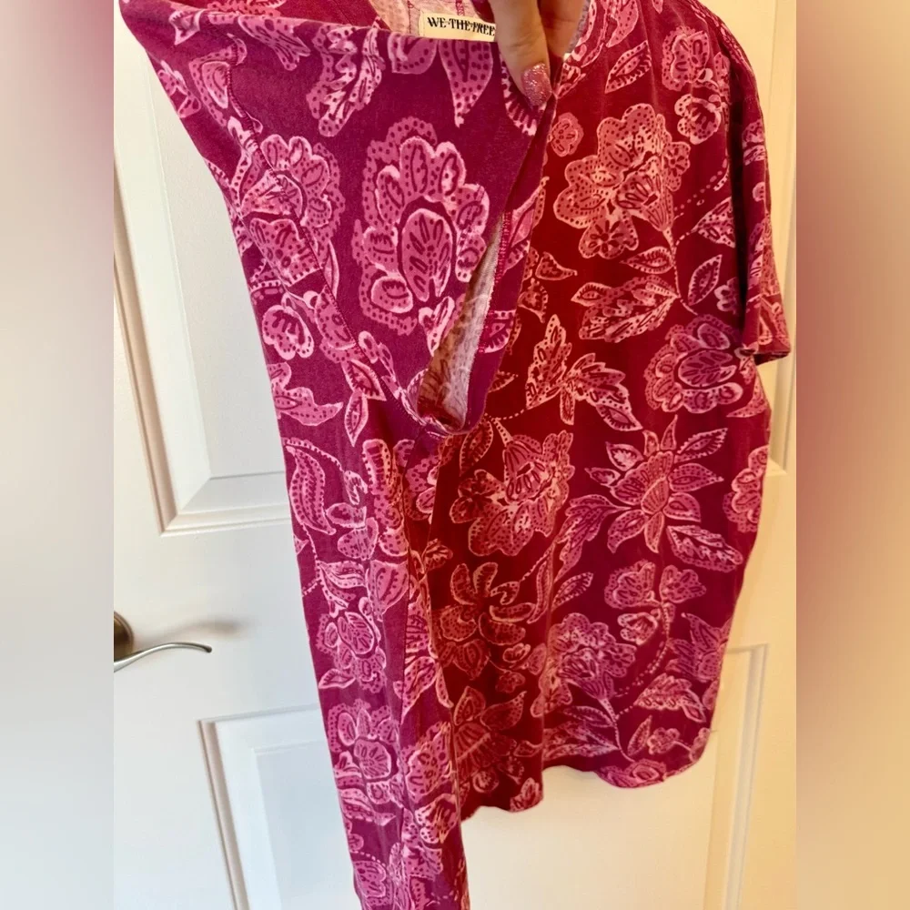 NWOT Free People/We The Free Nina Printed Tee-Magenta Combo